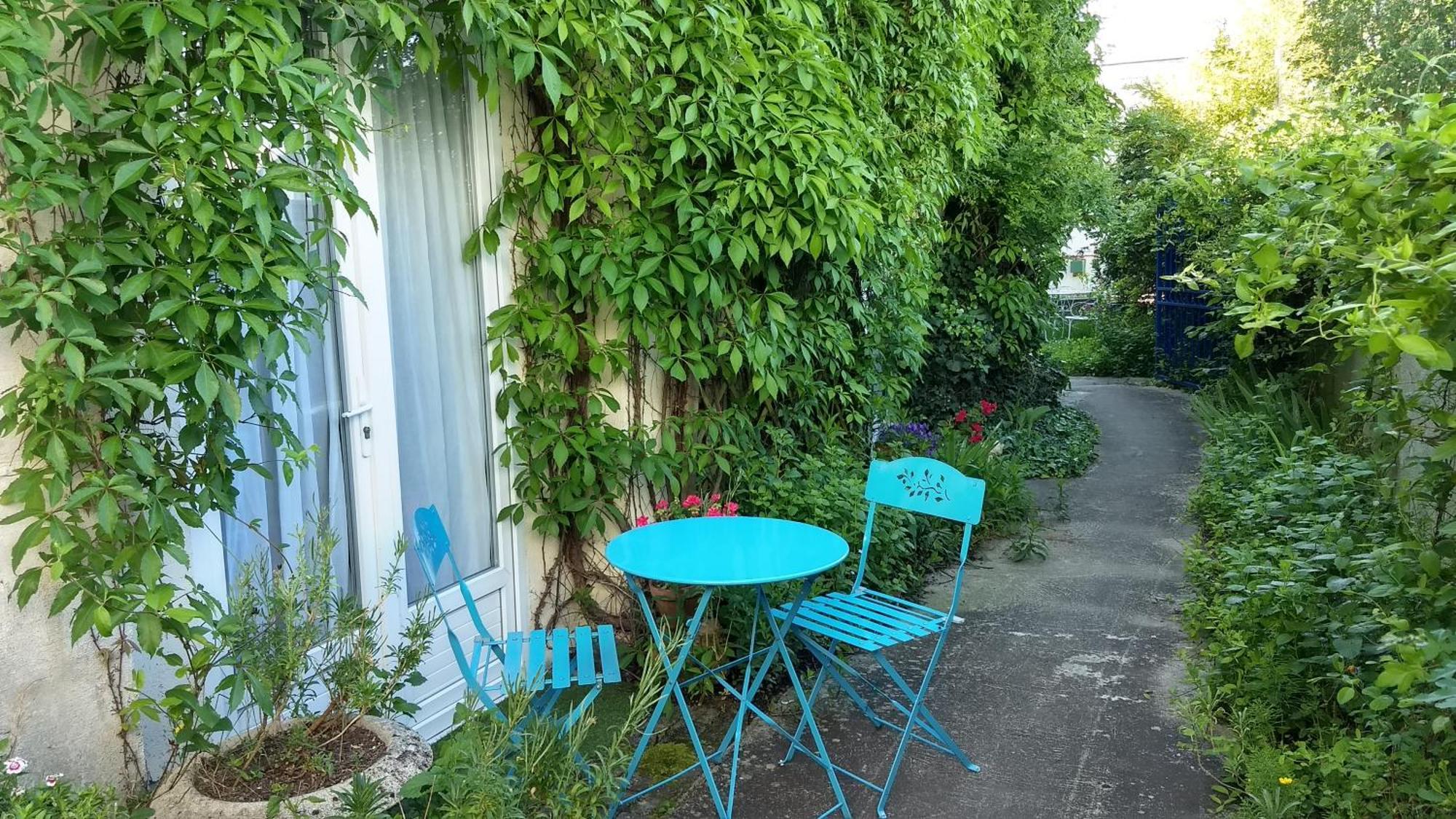 Logement Tranquille Et Frais Proche Gare Au Rdc 索米尔 外观 照片